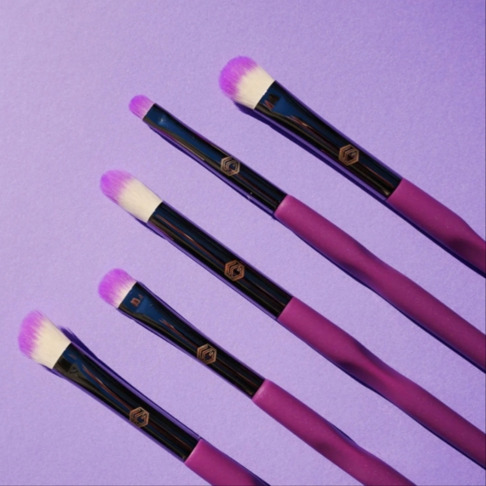 🎉HPx2🎉 Eyeshadow Brush Set (4) - Picture 3 of 3
